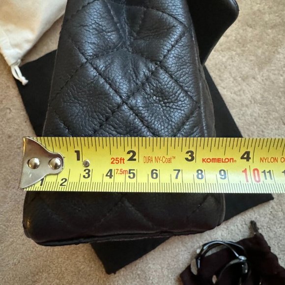 CHANEL Classic FLAP OG CAVIAR Maxi *MINT* Condition Silver Hardware L@@K! - Picture 9 of 16